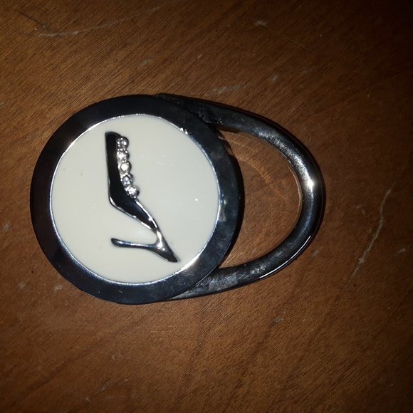 Brand new handbag/purse table hook *FREE WITH PURCHASE* - Picture 2 of 7